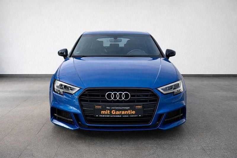 Gebraucht Audi A3 S-line plus 150 PS (110 kW) 2019 Arablau kristalleffekt Limousine
