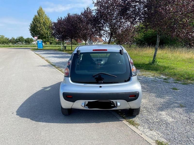 Silber Gebraucht 2005 Citroën C1 Advance Kleinwagen | 1.450 € (Fairer Preis) - Bild 1/4