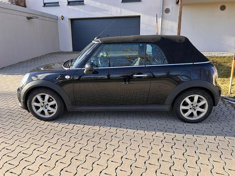 Gebraucht Mini Cooper 122 PS (89 kW) 2015 Schwarz Kleinwagen