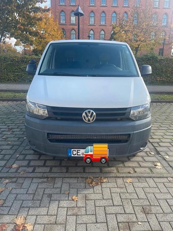 Weiß Gebraucht 2013 VW Transporter Van | 10.555 € (Fairer Preis) - Bild 1/4