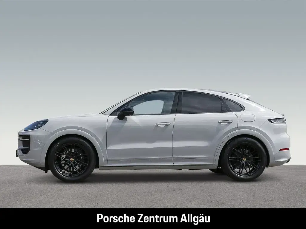 Gebraucht Porsche Cayenne E-Hybrid Coupe 470 PS (345 kW) 2024 Weiß SUV