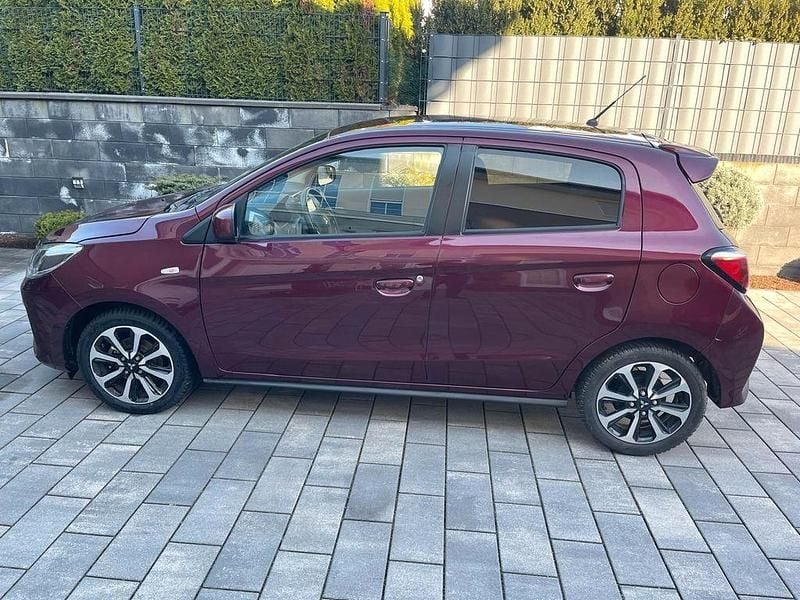 Gebraucht Mitsubishi Space Star Select+ 71 PS (52 kW) 2022 Braun Kleinwagen