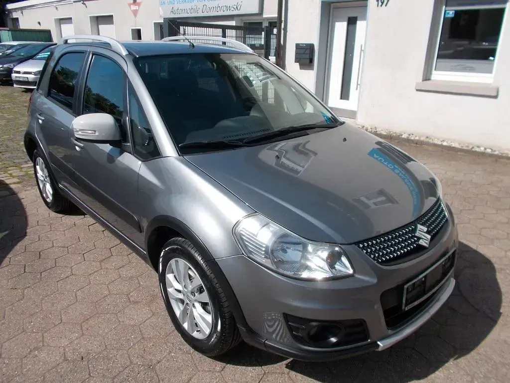 Gebraucht Suzuki SX4 Style 120 PS (88 kW) 2012 Grau SUV