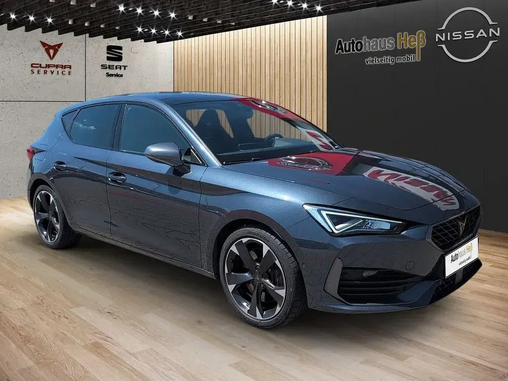 Gebraucht Cupra Leon VZ2 245 PS (180 kW) 2023 Grau (metallic) Limousine