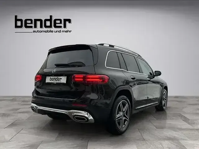 Gebraucht Mercedes GLB200 AMG line 150 PS (110 kW) 2025 Schwarz SUV