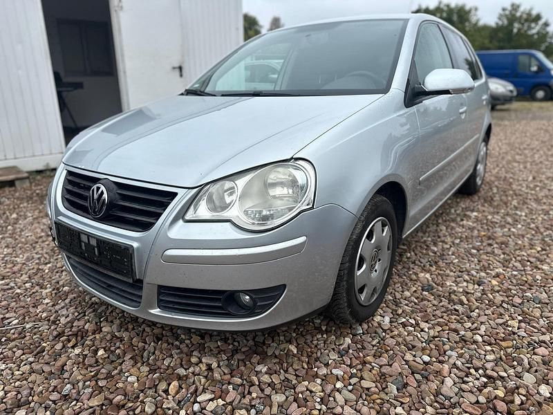 Grau Gebraucht 2008 VW Polo Comfortline Kleinwagen | 3.400 € (Fairer Preis) - Bild 1/4