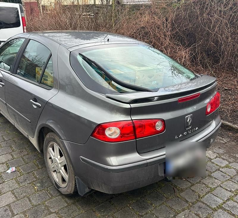 Gebraucht Renault Laguna II 75 PS (55 kW) 2005 Grau Limousine