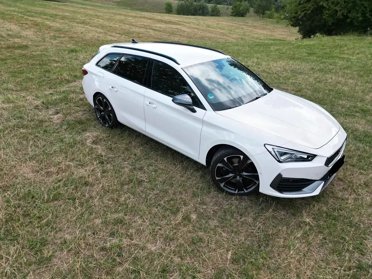 Gebraucht Cupra Leon VZ 310 PS (228 kW) 2024 Weiß Kombi