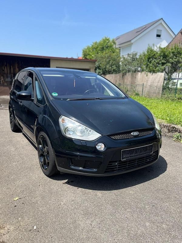 Gebraucht Ford S-MAX Titanium 140 PS (102 kW) 2008 Schwarz Van / Kleinbus