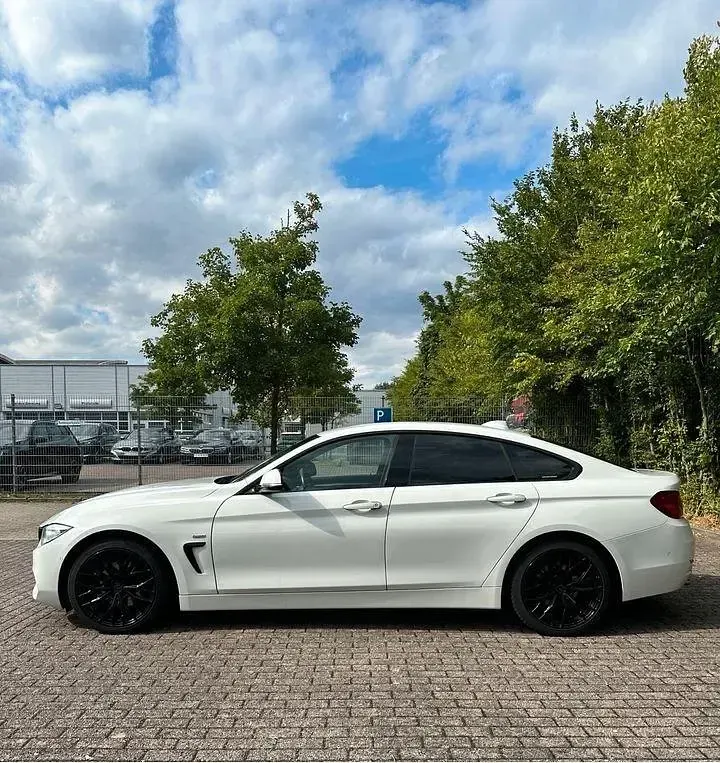 Gebraucht BMW 420 Gran Coupé Luxury Line 190 PS (139 kW) 2016 Weiß Coupé