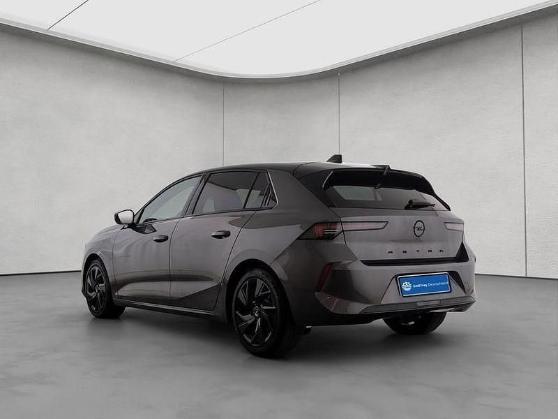 Gebraucht Opel Astra 131 PS (96 kW) 2024 Vulkan grau metallic Limousine