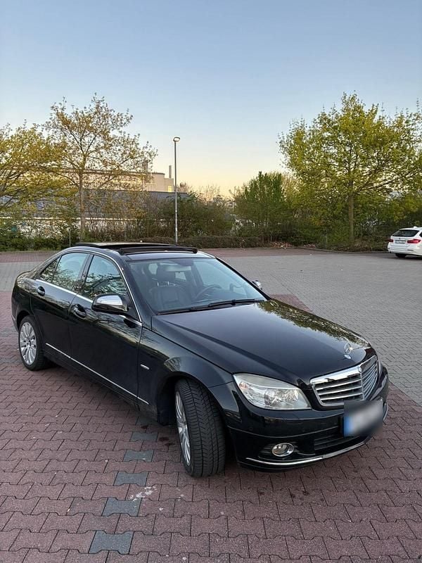 Second-hand Mercedes C320 224 CP (164 kW) 2009 Negru Berlinǎ