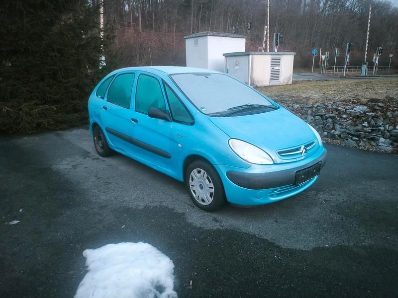 Gebraucht Citroën Xsara 95 PS (69 kW) 2002 Blau Kombi