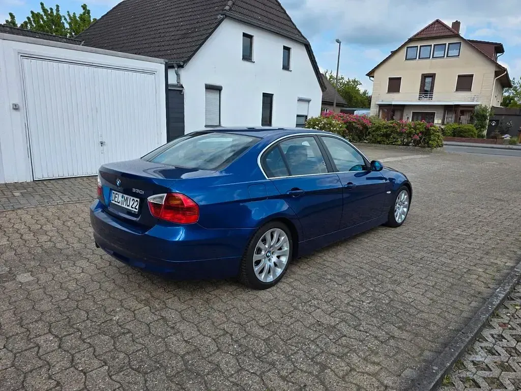 Brugt BMW 330 Performance 258 HK (189 kW) 2007 Blå Sedan