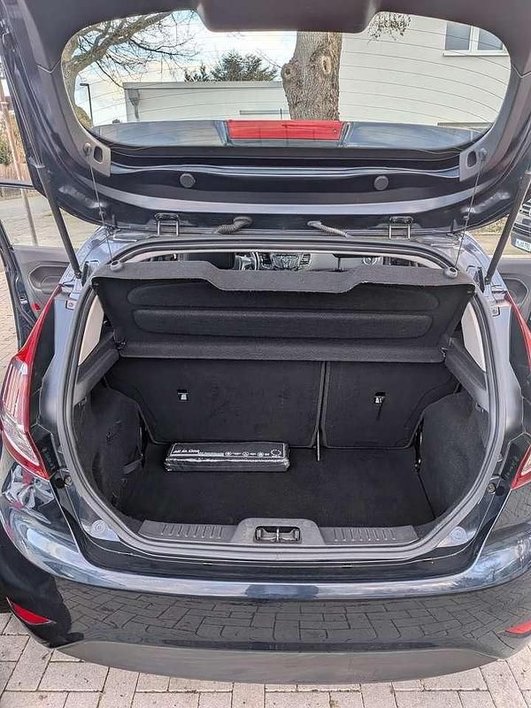 Gebraucht Ford Fiesta Style 80 PS (58 kW) 2017 Blau Limousine