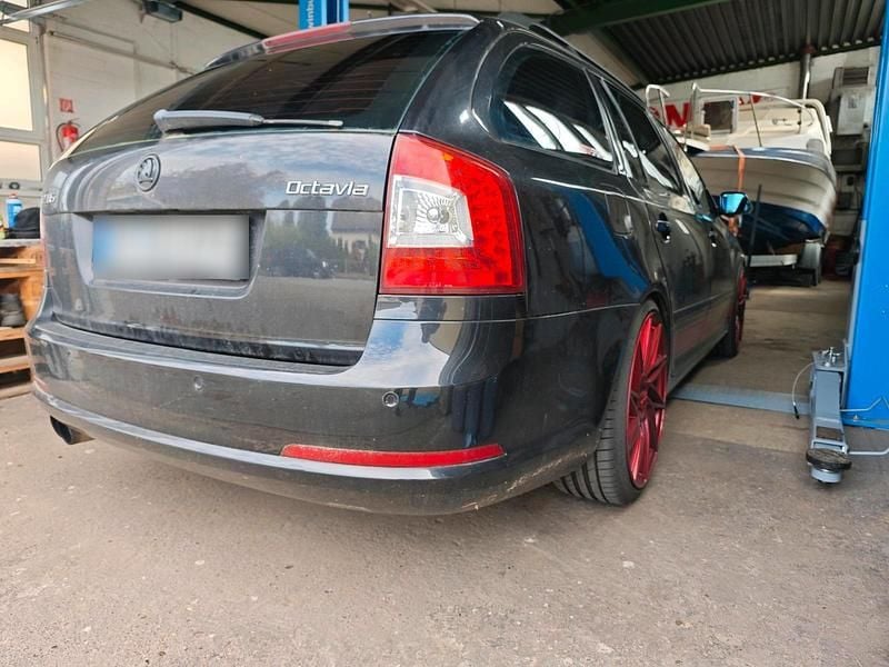 Gebraucht Skoda Octavia vRS 200 PS (147 kW) 2007 Schwarz Kombi