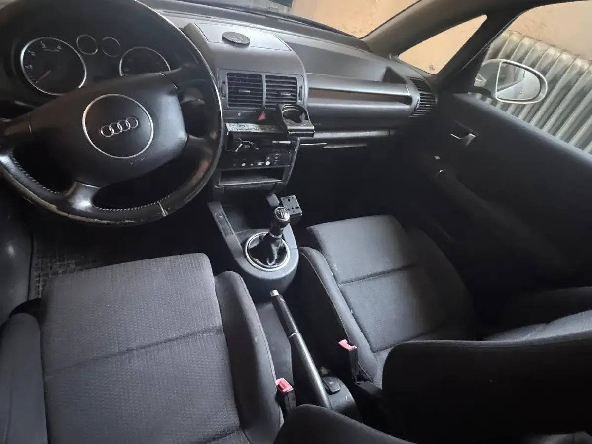 Gebraucht Audi A2 75 PS (55 kW) 2002 Silber Kleinwagen
