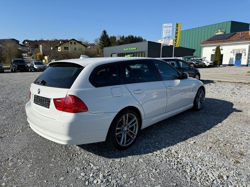 Gebraucht BMW 320 184 PS (135 kW) 2010 Weiß Kombi