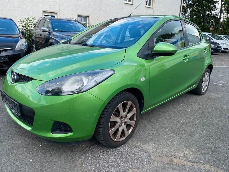 Grün Gebraucht 2008 Mazda 2 Independence Kleinwagen | 1.950 € (Fairer Preis) - Bild 1/4