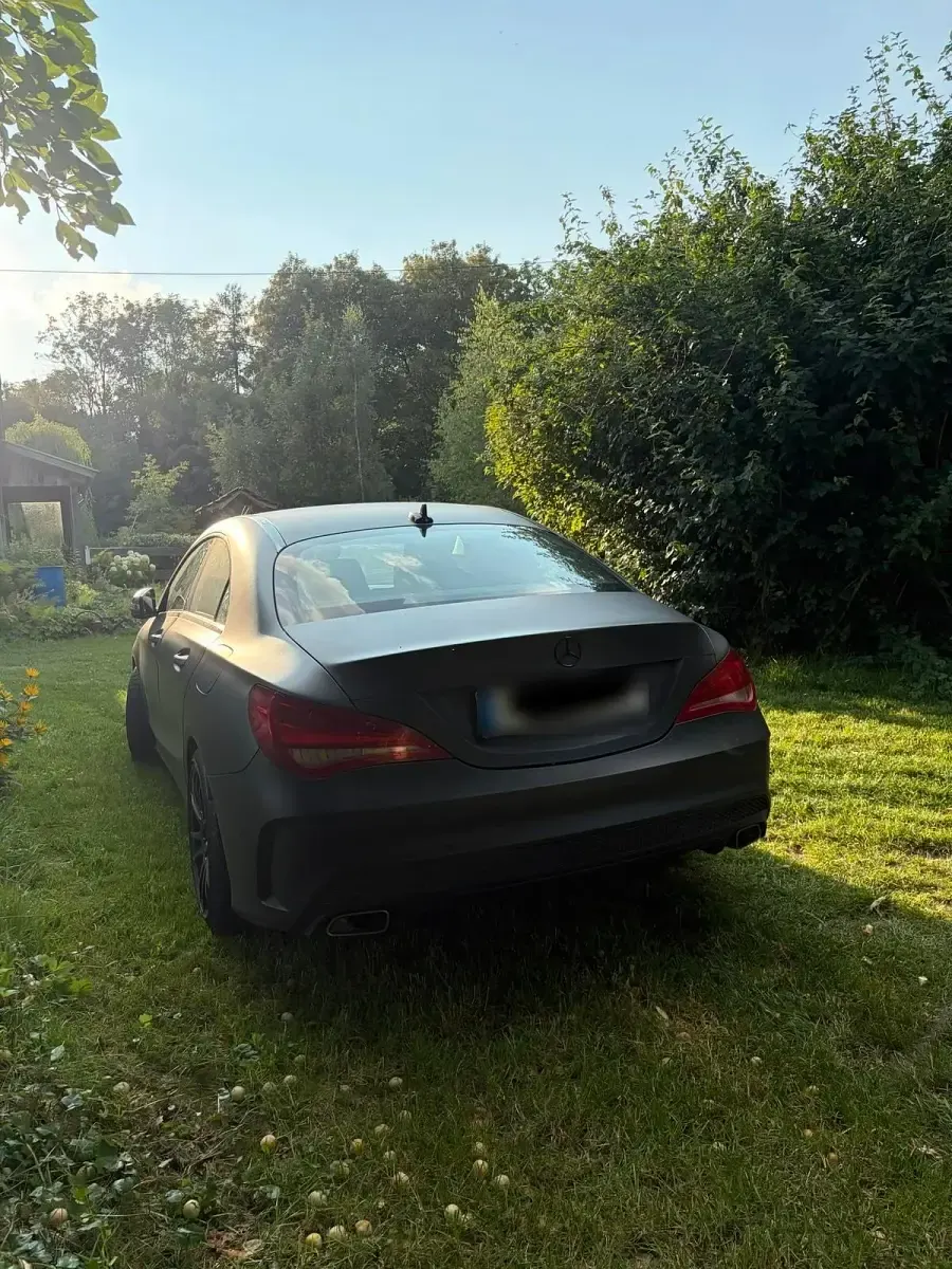 Gebraucht Mercedes CLA200 Urban 156 PS (114 kW) 2013 Silber Coupé