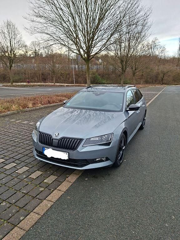 Gebraucht Skoda Superb SportLine 220 PS (161 kW) 2018 Grau Kombi