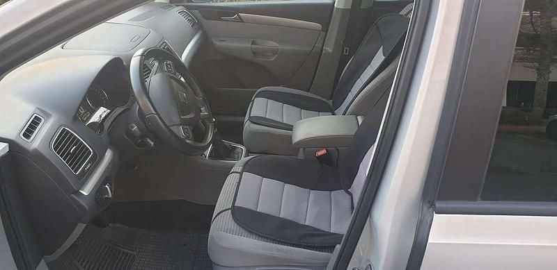 Gebraucht Seat Alhambra Style Plus 140 PS (102 kW) 2011 Silber Van / Kleinbus