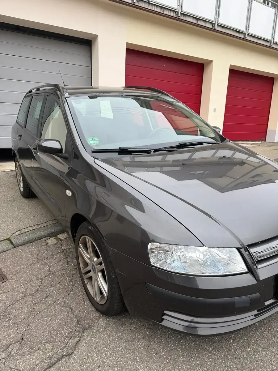 Gebraucht Fiat Stilo 114 PS (83 kW) 2006 Grau Kombi