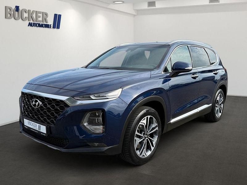 Blue metallic Gebraucht 2018 Hyundai Santa Fe Premium SUV | 26.480 € (Fairer Preis) - Bild 1/4