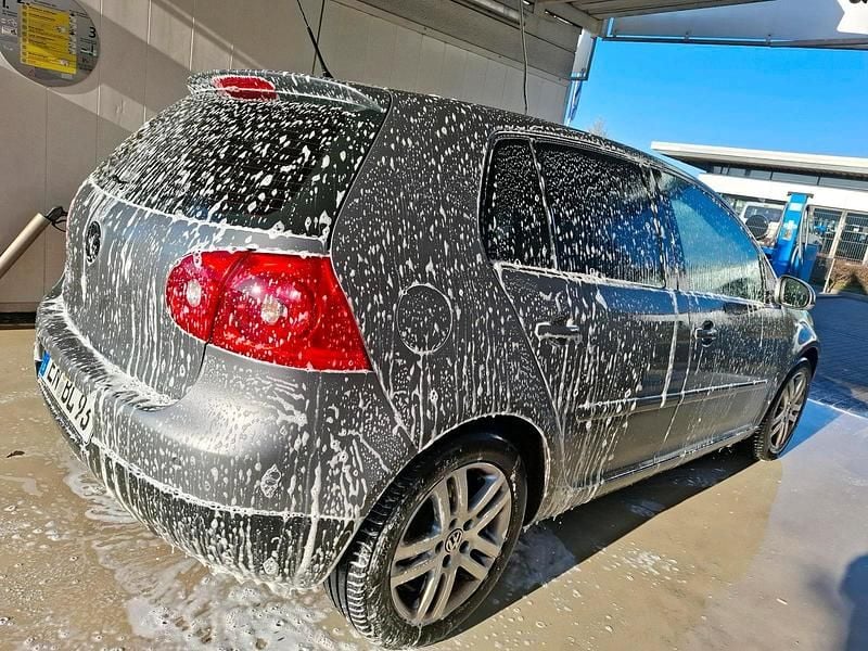 Gebraucht VW Golf V 102 PS (75 kW) 2008 Grau Kleinwagen