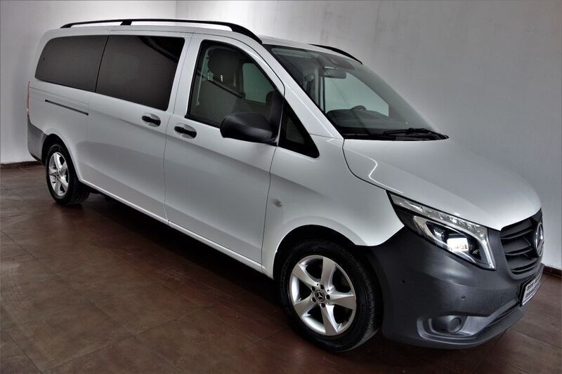 Arktikweiss Gebraucht 2021 Mercedes Vito Edition Van / Kleinbus | 31.900 € (Superpreis) - Bild 1/2