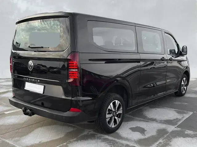Gebraucht VW Caravelle 150 PS (110 kW) 2025 Schwarz Van