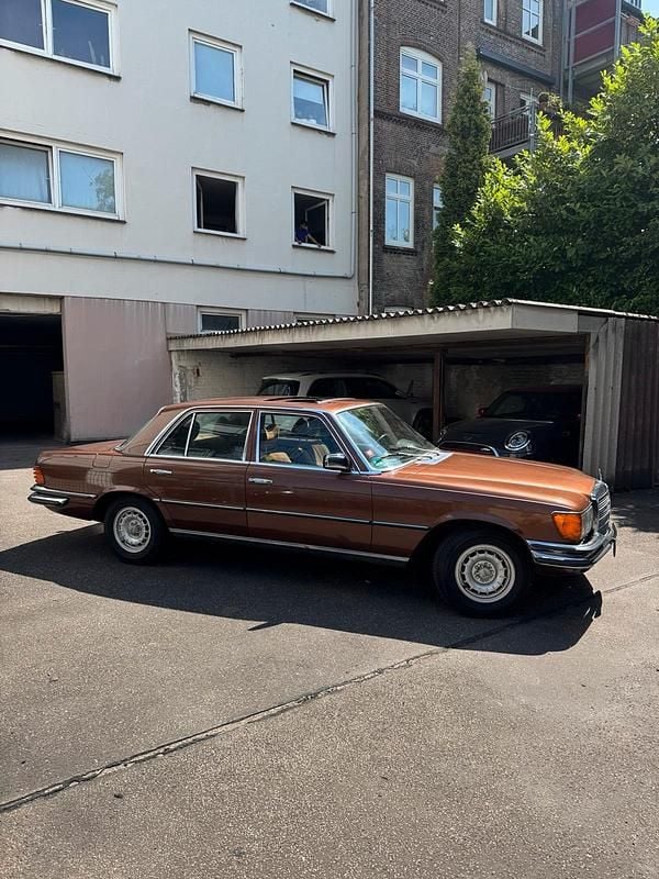 Gebraucht Mercedes E280 185 PS (136 kW) 1979 Braun Limousine