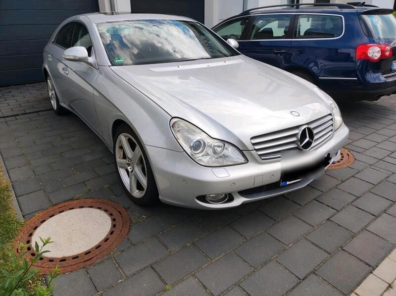 Silber Gebraucht 2005 Mercedes CLS350 Coupé | 8.290 € (Superpreis) - Bild 1/4