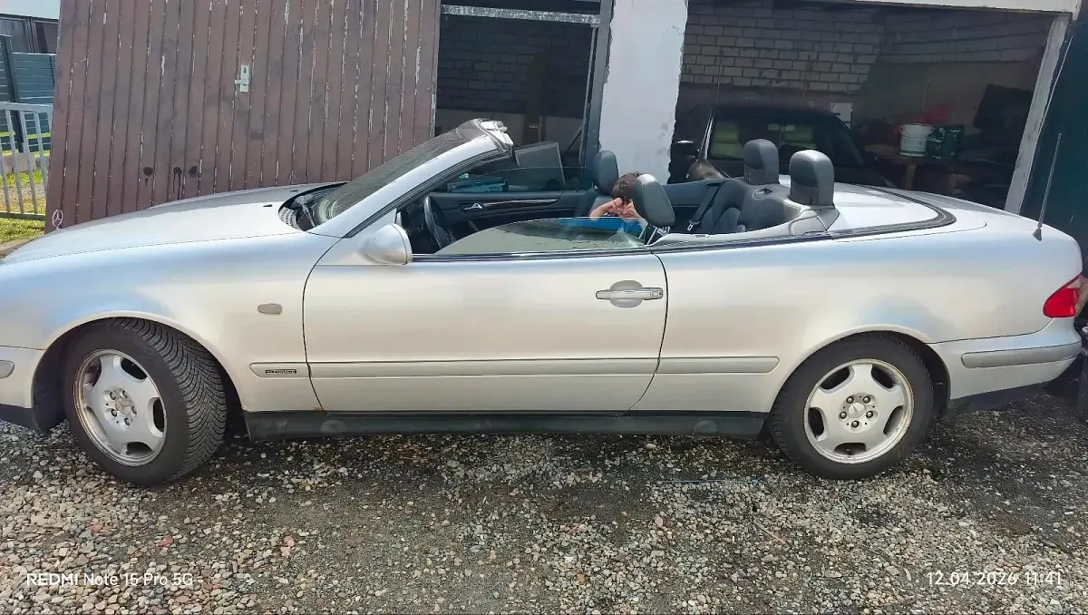 Gebraucht Mercedes CLK200 125 PS (91 kW) 1998 Grau Cabrio