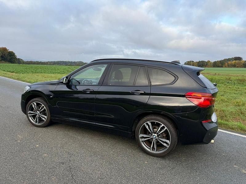 Schwarz Gebraucht 2016 BMW X1 M Sport SUV | 17.350 € (Guter Preis) - Bild 1/4