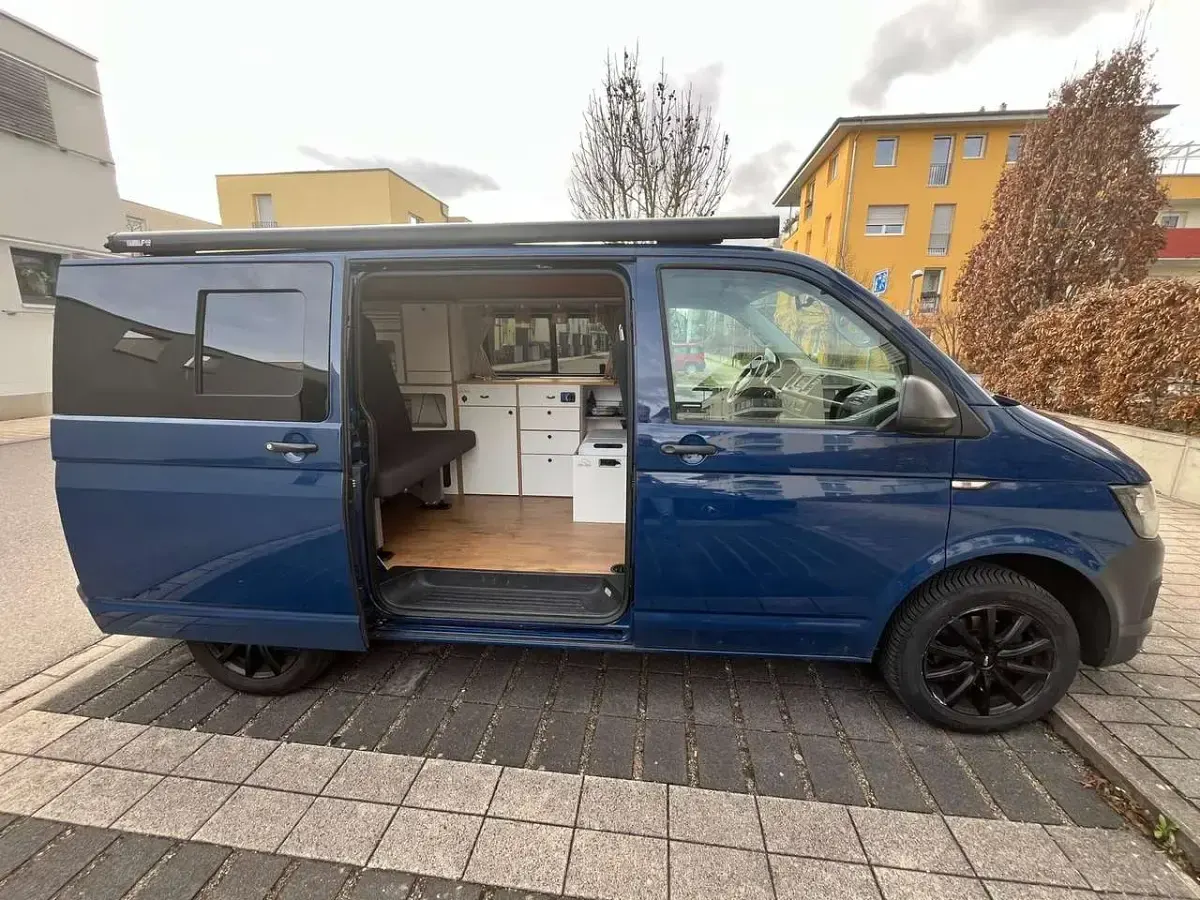 Gebraucht VW T6 102 PS (75 kW) 2016 Blau Van