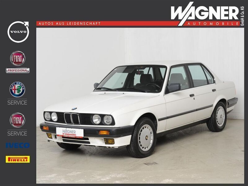 Weiß Gebraucht 1990 BMW 320 Limousine | 11.810 € - Bild 1/4