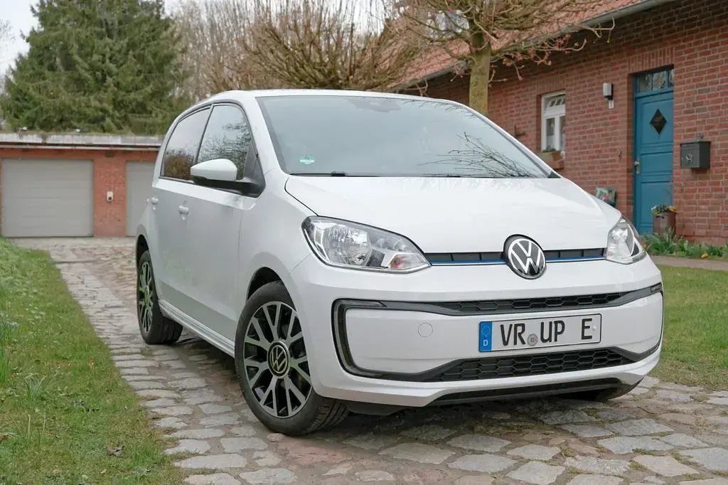 Brugt VW e-up! 61 kW (83 HK) 2022 Hvid Hatchback