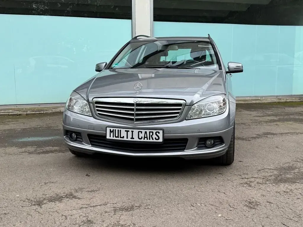 Gebraucht Mercedes C250 204 PS (150 kW) 2011 Silber Limousine