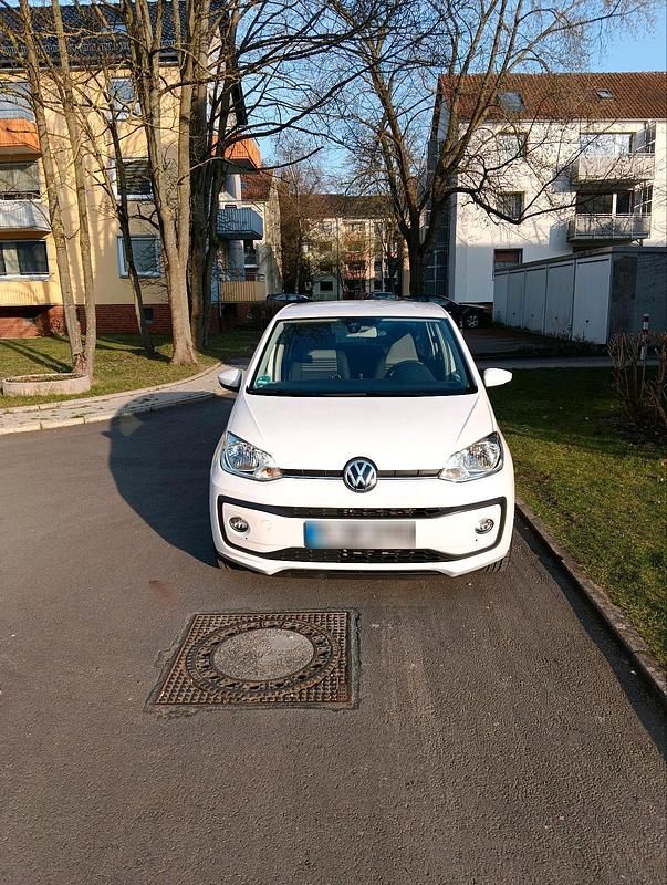 Second-hand VW up! 60 CP (44 kW) 2019 Alb Hatchback