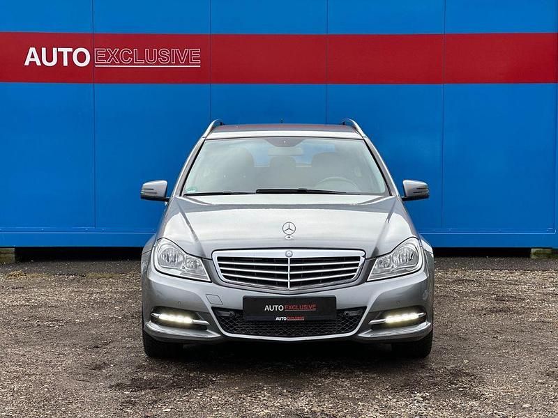 Gebraucht Mercedes 180 Elegance 156 PS (114 kW) 2013 Grau Limousine