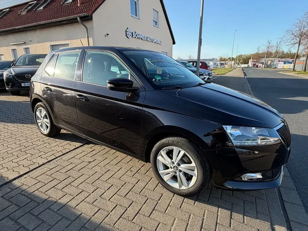 Gebraucht Skoda Fabia Ambition 60 PS (44 kW) 2019 Schwarz Kleinwagen