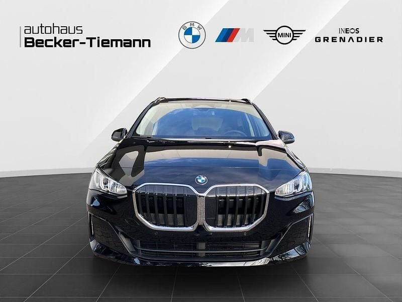 Neu BMW 220 Active Tourer Exclusive 170 PS (125 kW) 2025 Schwarz Van / Kleinbus