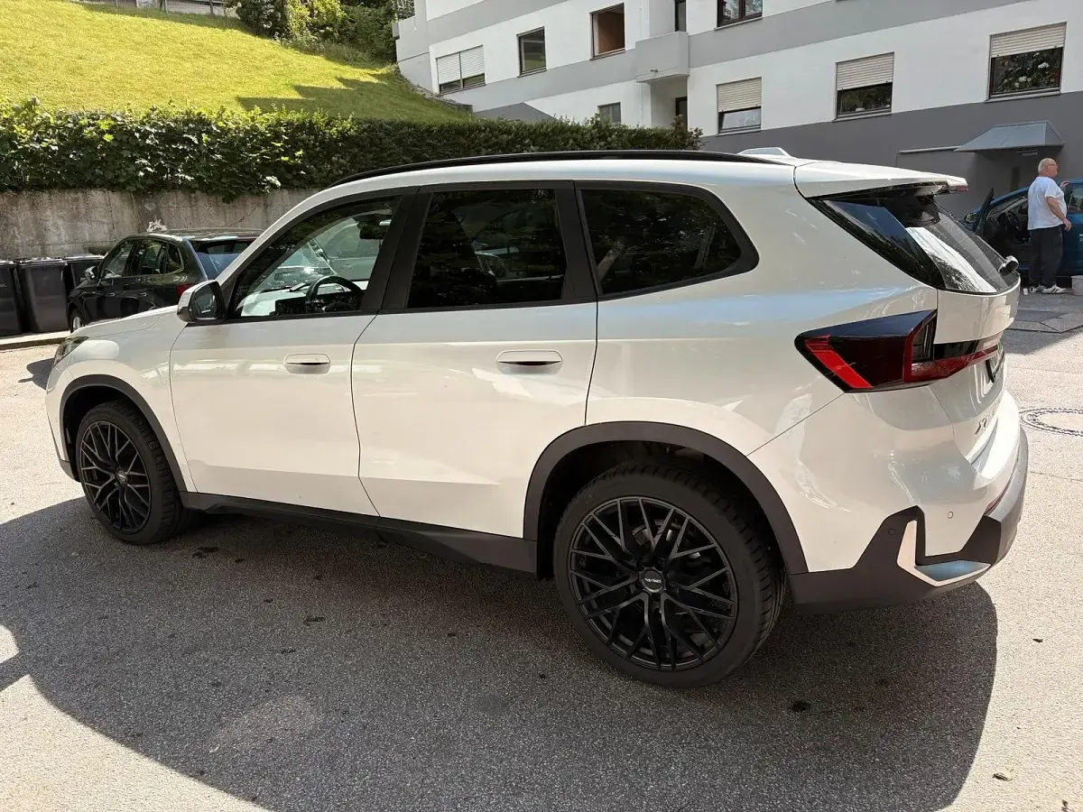 Gebraucht BMW X1 146 PS (107 kW) 2023 Weiß SUV