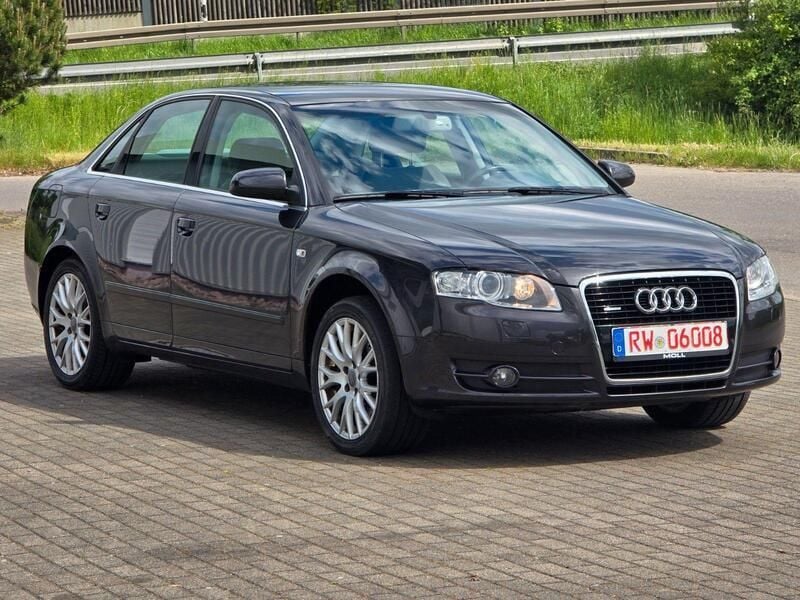 Gebraucht Audi A4 Sport 256 PS (188 kW) 2007 Grau Limousine