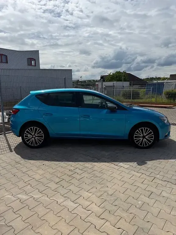 Gebraucht Seat Leon CONNECT 125 PS (91 kW) 2016 Blau Limousine