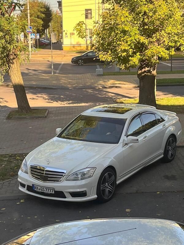 Weiß Gebraucht 2008 Mercedes S350 Limousine | 15.099 € (Fairer Preis) - Bild 1/4