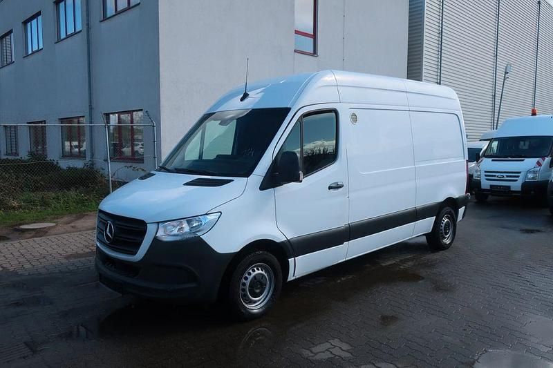 Gebraucht Mercedes Sprinter 143 PS (105 kW) 2020 Weiß Van