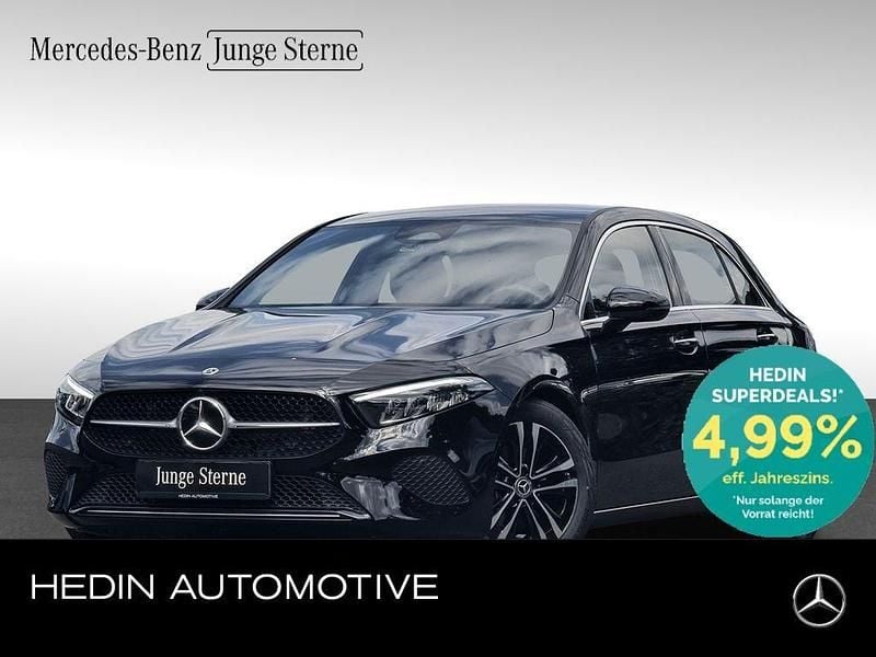 Schwarz Gebraucht 2024 Mercedes A180 Progressive Limousine | 28.790 € (Guter Preis) - Bild 1/4