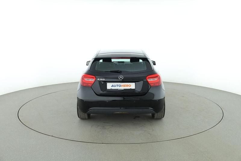 Gebraucht Mercedes A160 102 PS (75 kW) 2018 Schwarz Limousine